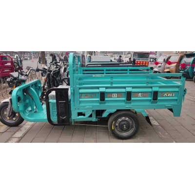 電動三輪車  1.6*1.1米車斗，60V32A電池