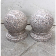 擋車球，直徑60(重約350公斤)